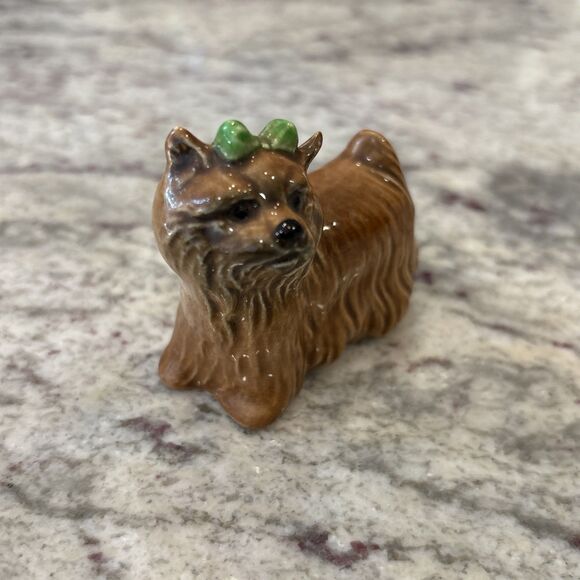 Goebel Terrier Dog Porcelain Figurine Green Bow Brown Fur Germany 2.25" - Picture 2 of 6